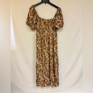 LIKE NEW ELLOH WOMENS FLORAL DRESS SIZE: L